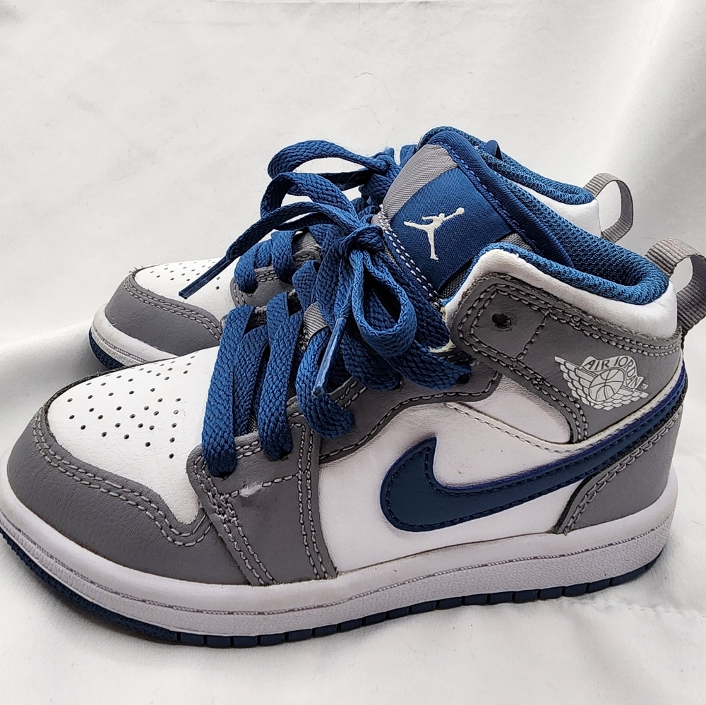 Nike Air Jordan 1 High OG sneakers size 10.5C